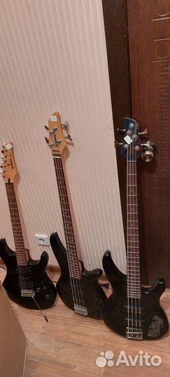 Бас гитара Yamaxa оригинал электрогитара