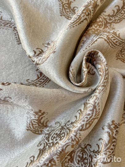 Изящные шторы с жаккардовым рисунком