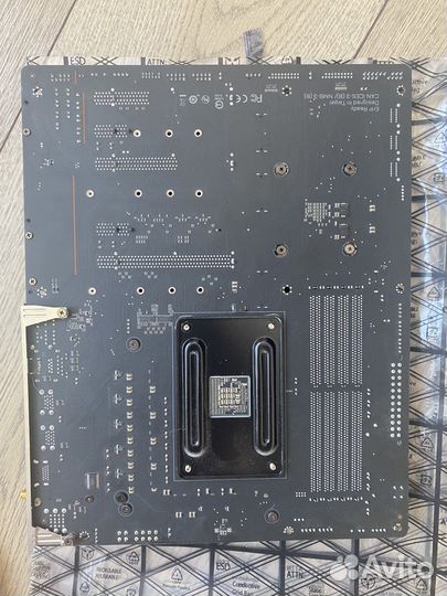 Материнская плата Aorus x570 Ultra