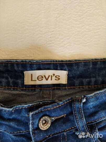 Джинсы levis