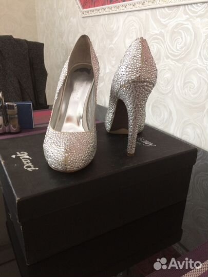 Продам туфли