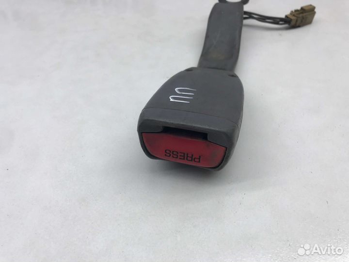 Ответка ремня переднего правого Nissan Serena C23