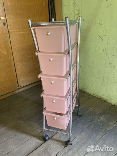 Этажерка на колесиках с ящиками