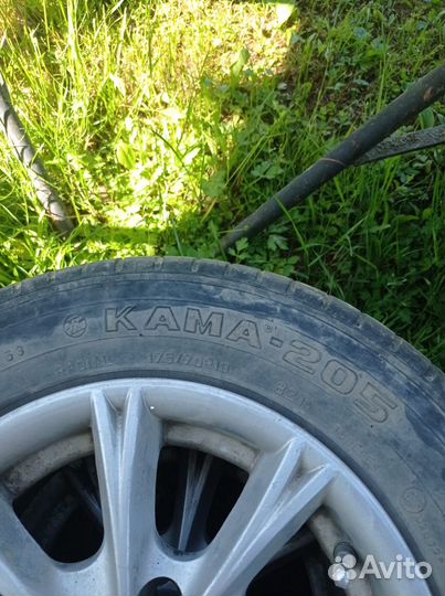 Шины с дисками 175/70r13 kama205