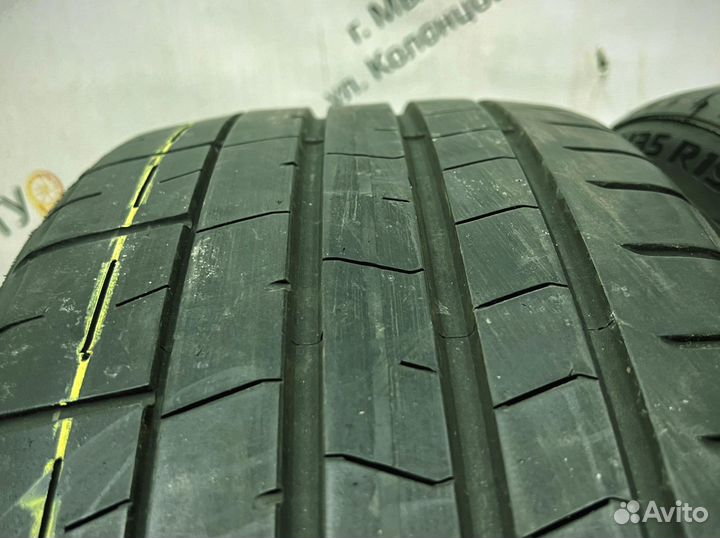 Pirelli P Zero PZ4 235/35 R19 94Y