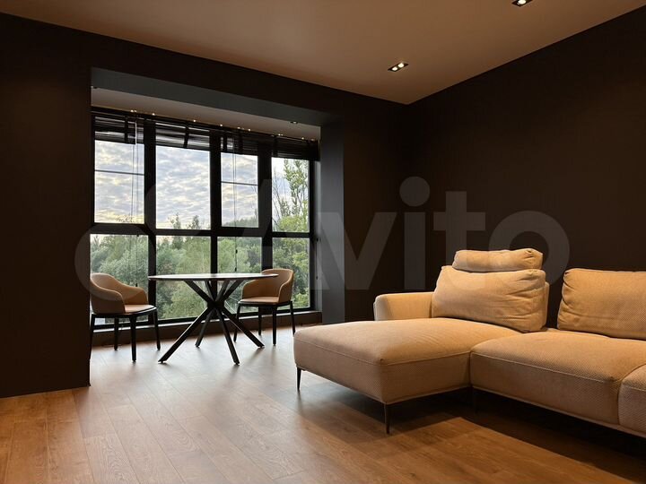 2-к. квартира, 79 м², 4/4 эт.