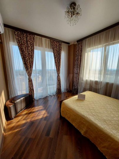 2-к. квартира, 110 м², 10/16 эт.