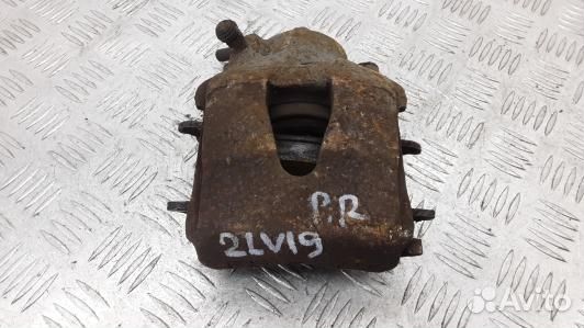 Суппорт тормозной передний правый volkswagen jetta
