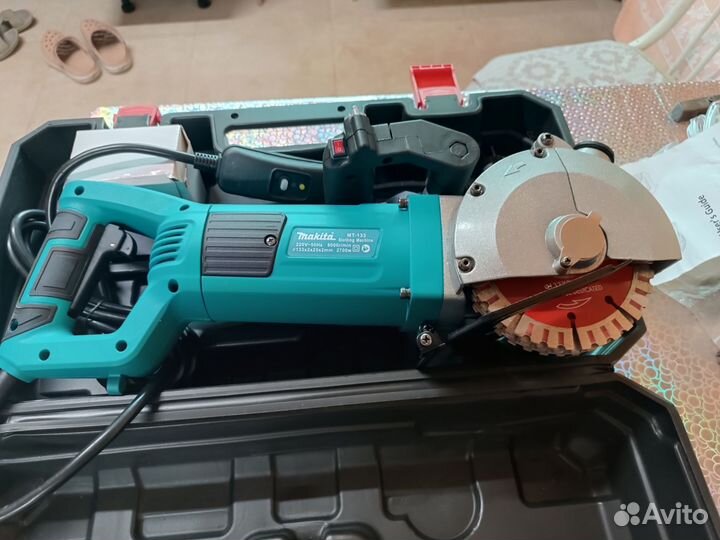 Штроборез makita