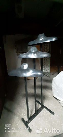 Стойка для одежды на 3 предмета