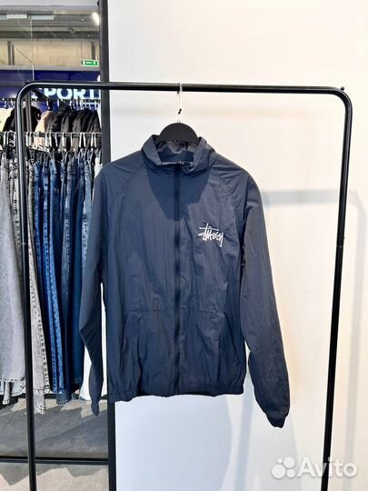 Ветровка Stussy в ТЦ Мега Молл