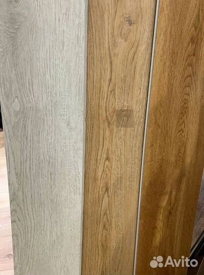 Кварцвиниловая плитка клеевая, замковая