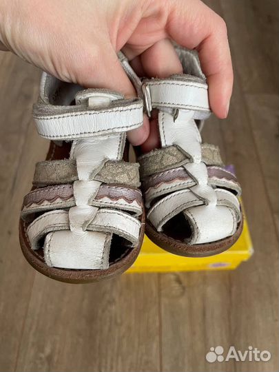 Сандалии для девочки 21 размер