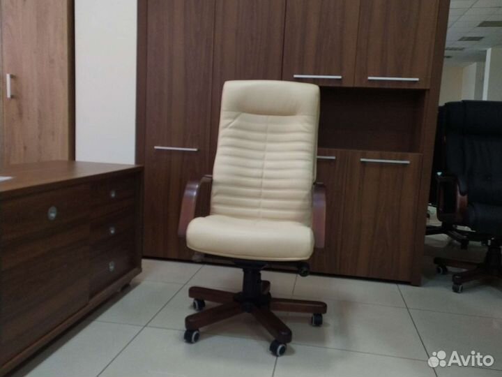 Кресло руководителя 480 WD