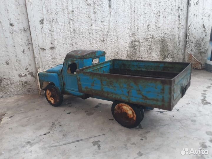 Модель грузовика СССР лтз