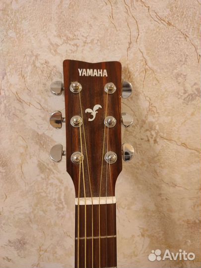 Акустическая гитара Yamaha fg700s