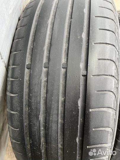 Nexen Classe Premiere 321 235/65 R17 26J