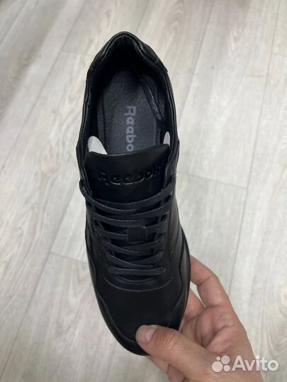 Кроссовки reebok натуральная кожа