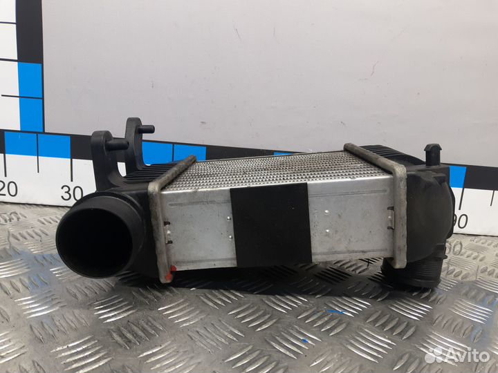 Б/У Интеркулер правый 202х195х74 Audi A6 C6,4F