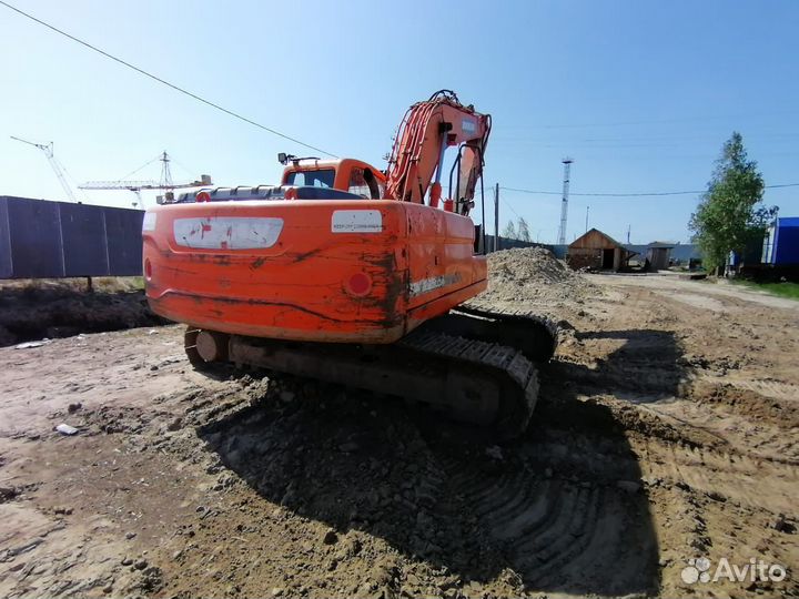 Гусеничный экскаватор DOOSAN DX225LCA, 2010