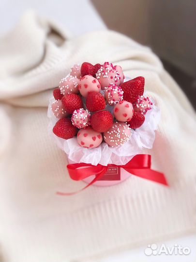 Клубника в шоколаде, букет из клубники