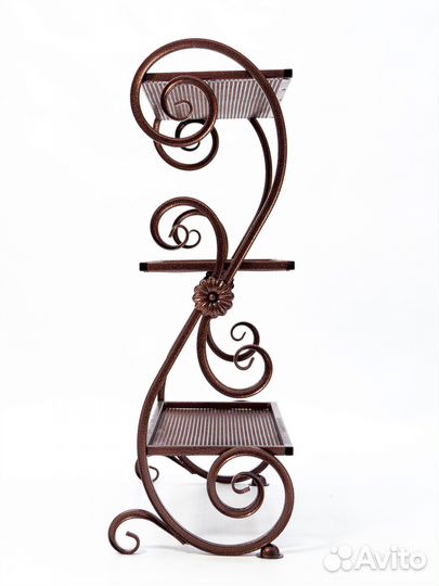 Кованая этажерка 