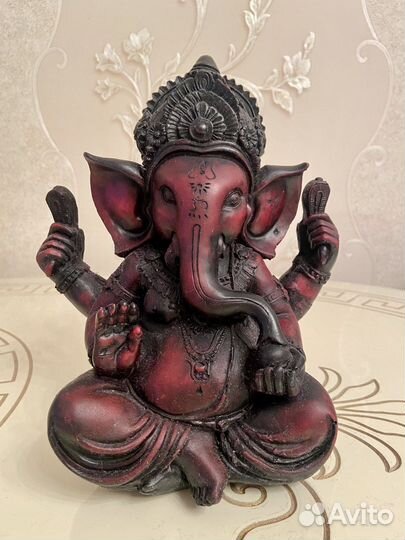 Ганеша деревянная фигура