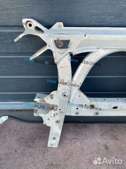 Передняя балка (подрамник) BMW i3 I01 рест. I01