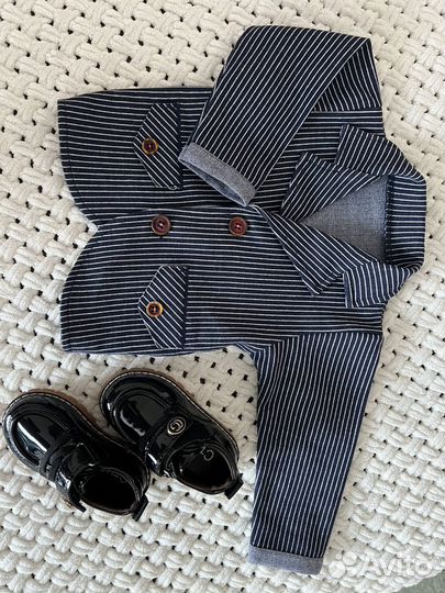 Костюм праздничный на мальчика 80р