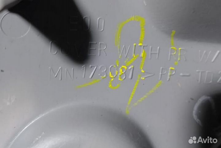 Накладка декоративная 2006-2015 Mitsubishi L200