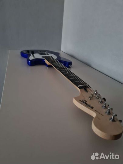 Электрогитара Fender squier bullet mustang