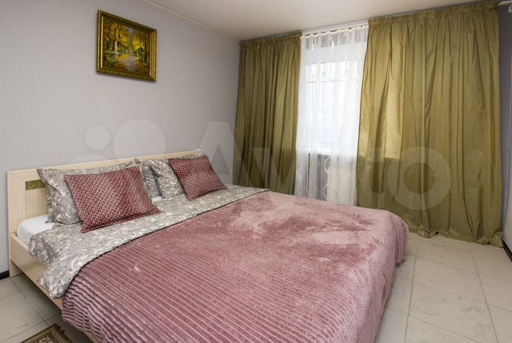 1-к. квартира, 42 м², 1/10 эт.