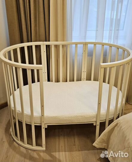 Детская кроватка трансформер круглая овальная
