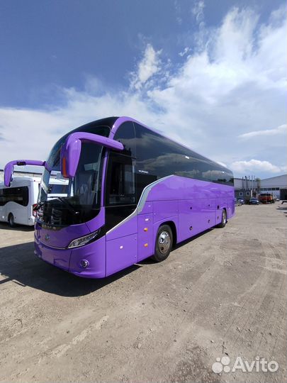 Туристический автобус Yutong ZK6128H, 2023