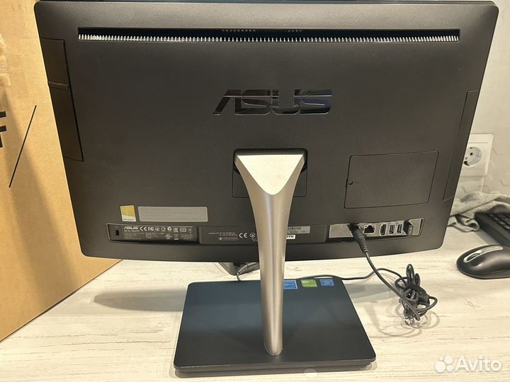 Моноблок asus FHD 21.5 4ядра/8/SSD-HDD/Nvidia930