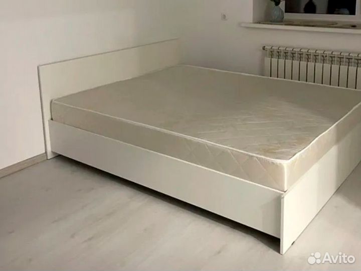 Кровать 160х200 белая лдсп