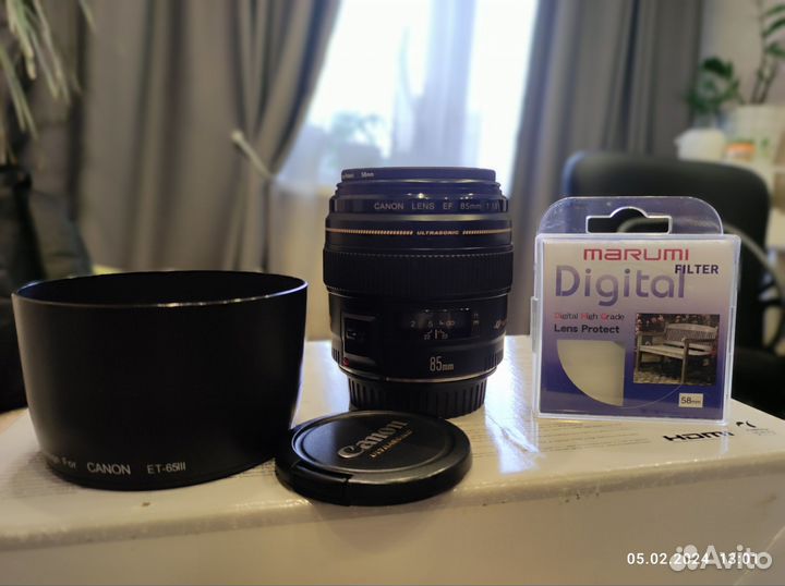 Объектив canon 85mm 1.8