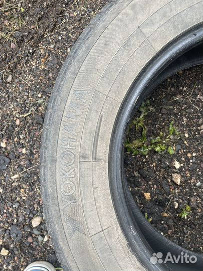 Yokohama A349 215/65 R16