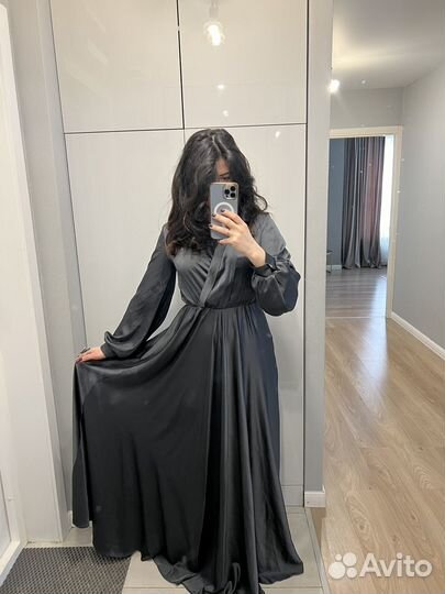 Платье длинное в пол