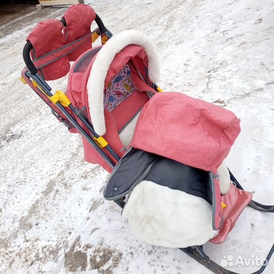 Продаю санки коляску