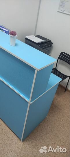 Стойка ресепшн