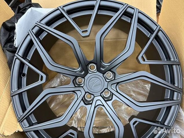 Разноширокие кованые диски R21 5x112