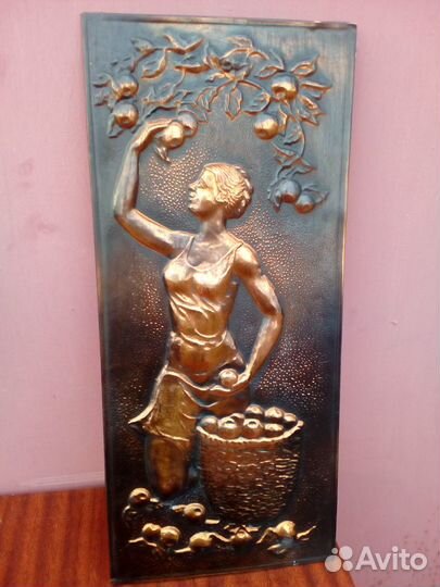 Панно-Чеканка «Яблонька»