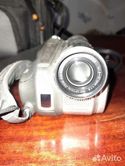 Видеокамера Panasonic NV-GS60