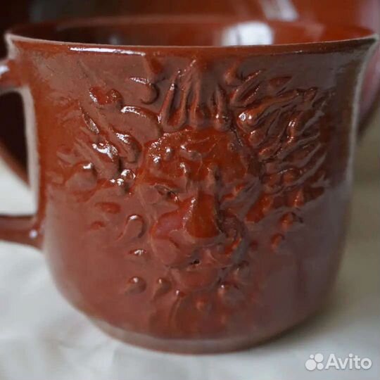 Кружка со львом. Набор посуды для завтрака