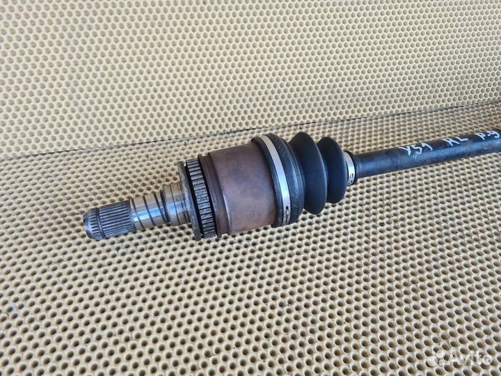 Привод задний левый Infiniti M25 M37 Q70 Y51