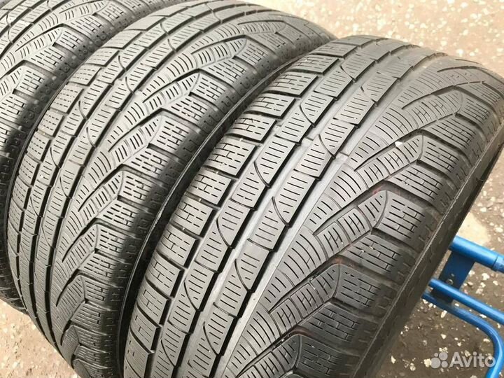 Pirelli Winter Sottozero 240 Serie II 245/50 R18