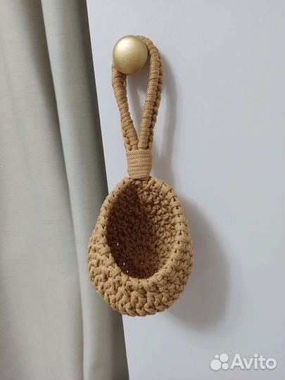 Подвесная вязаная корзинка под заказ