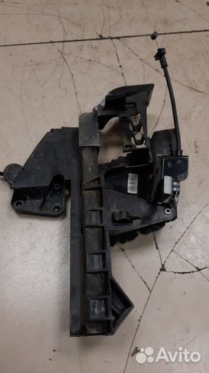 Замки двери задней левый Ford Focus