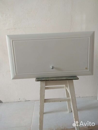 Полка настенная для ванной